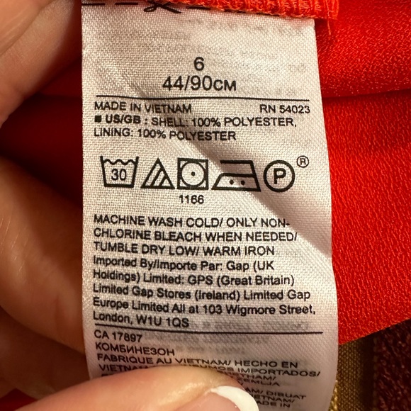 Women’s Banana Republic jumpsuit. - Picture 5 of 6